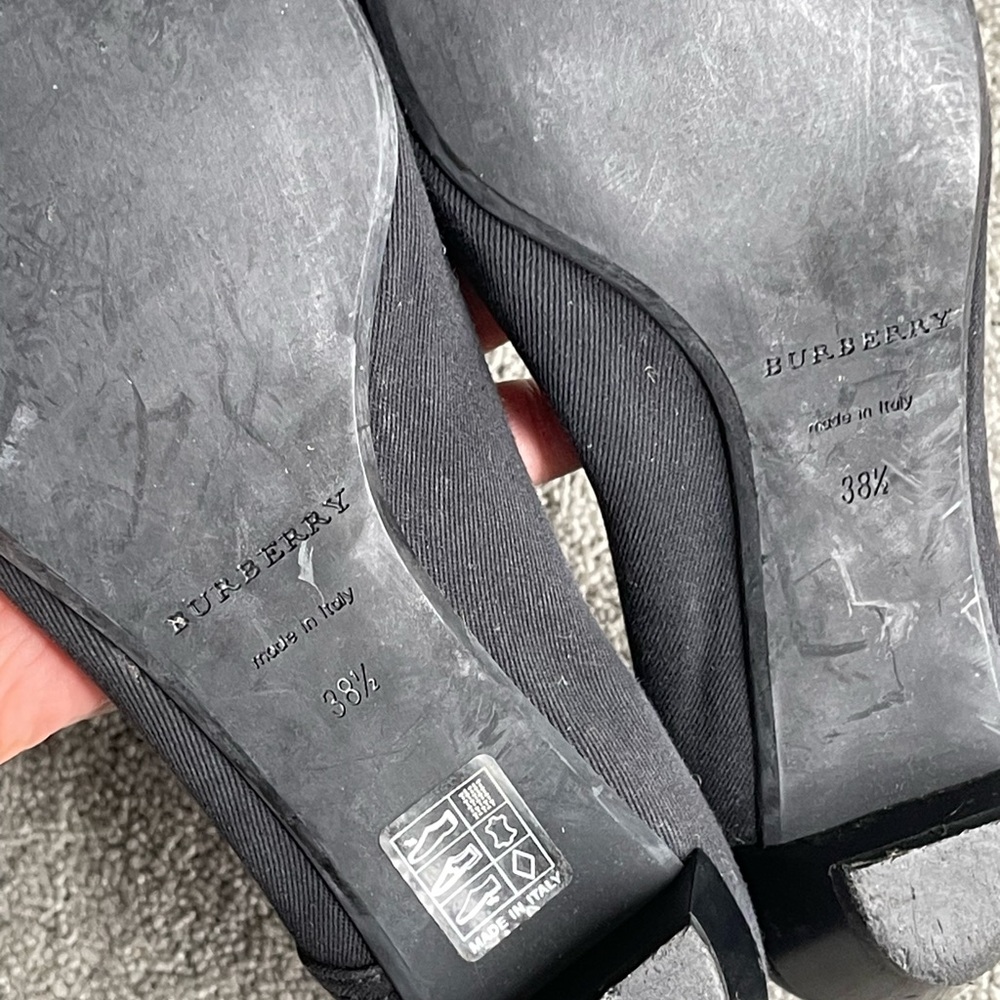 Authentic vintage Burberry women kitten heels - Picture 8 of 9